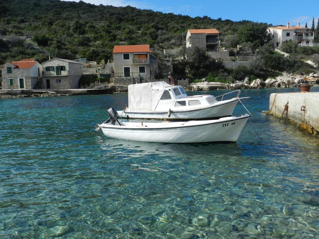 Vila Vita Donje Selo na Šolti エクステリア 写真