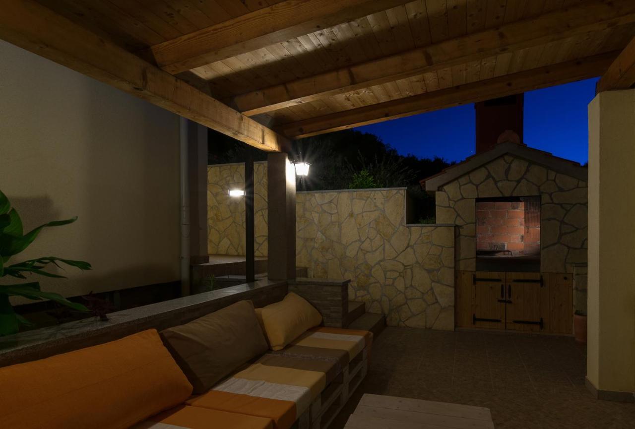 Vila Vita Donje Selo na Šolti エクステリア 写真