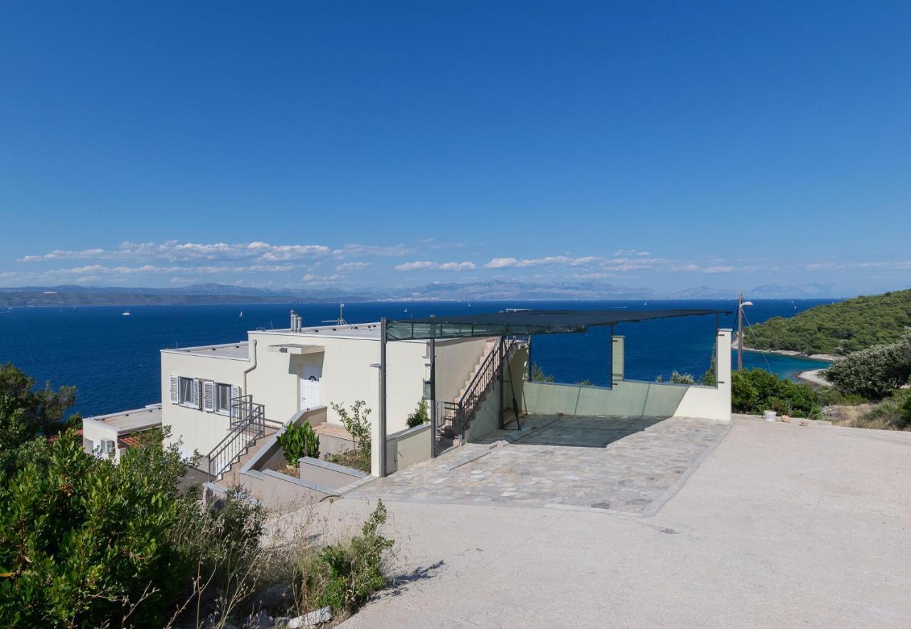 Vila Vita Donje Selo na Šolti エクステリア 写真